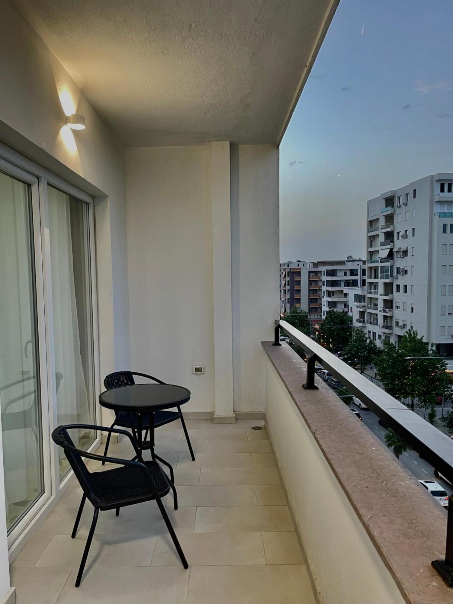 Ki Apartment Дуррес Екстер'єр фото